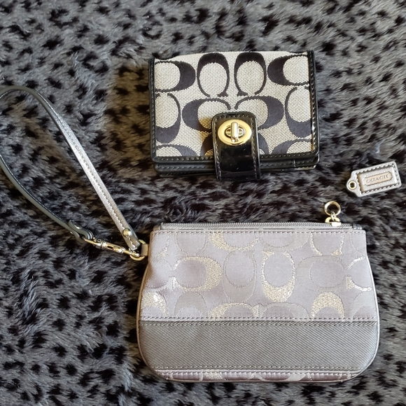 Coach Handbags - Coach Wallet & Coach Wristlet